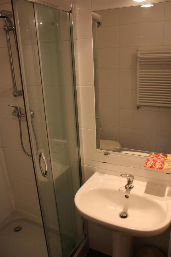 Hotel Piemont Pabianice Room photo